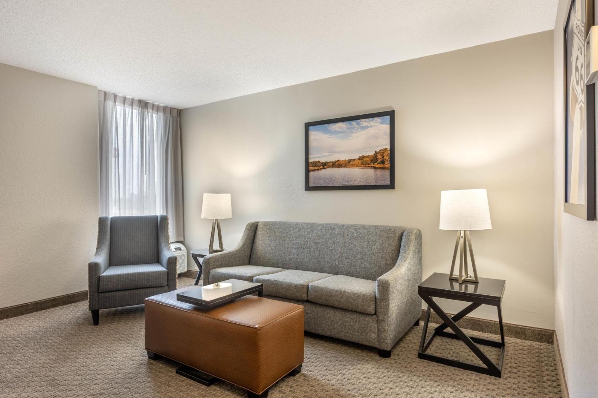 King Suite Sofa Bed,1722957053:JPEG
